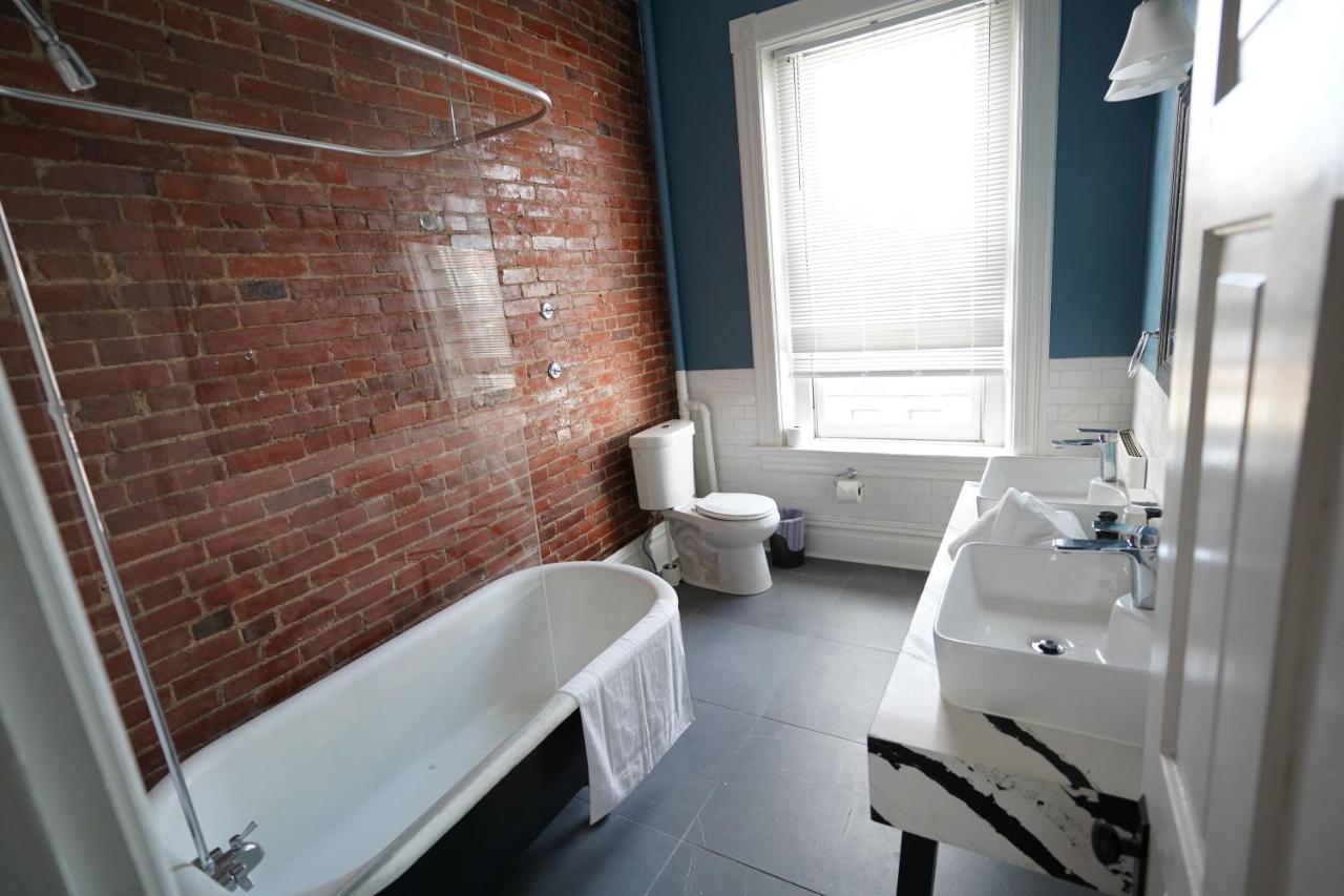 3e *historic Gem* Heart Of Southside-sleeps 10 Apartment *